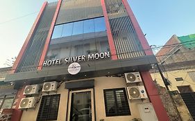 Hotel Silver Moon